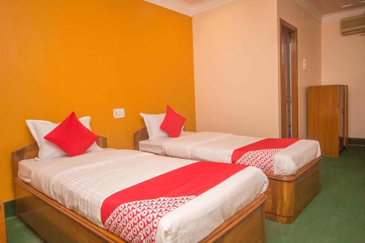 Oyo 48133 Hotel Payel Malda Exterior photo